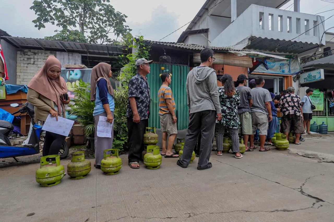 Potret Pilu Warga Tangsel...