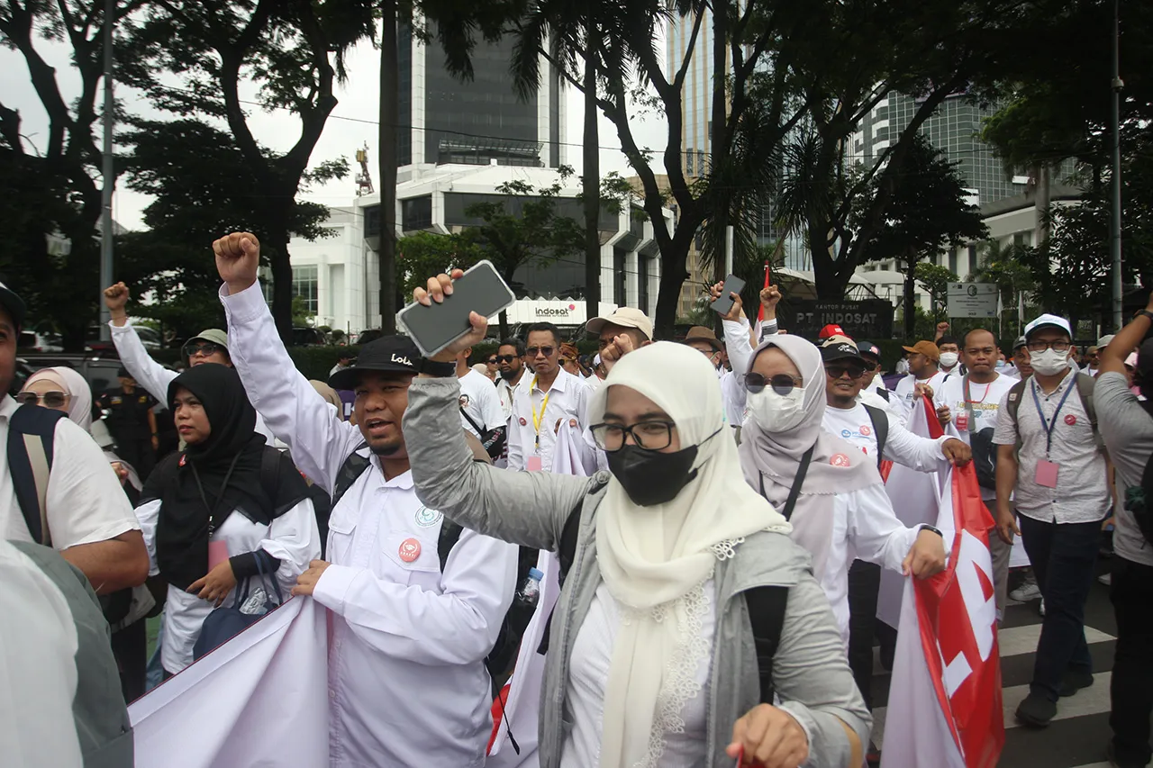 Ratusan Dosen ASN Demo...