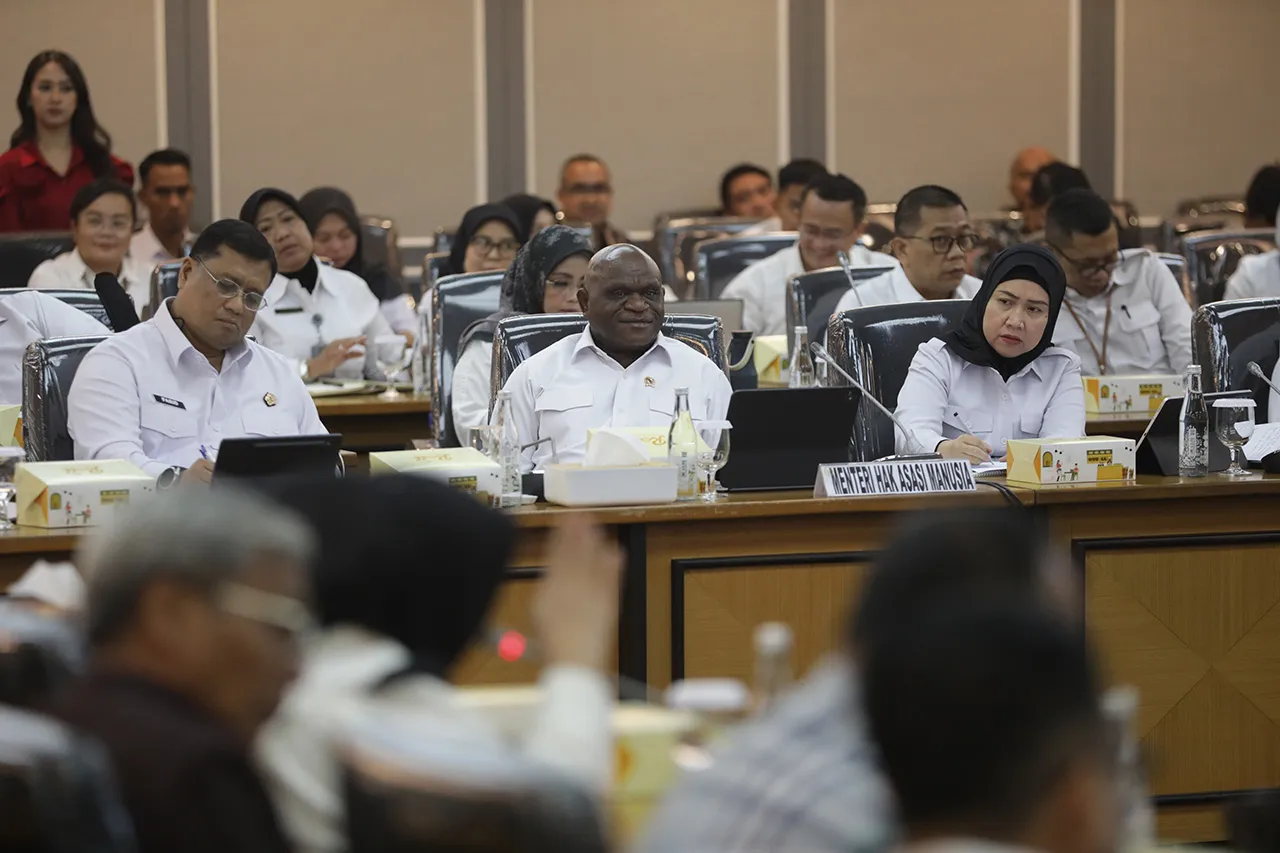 Raker Menteri HAM dan...