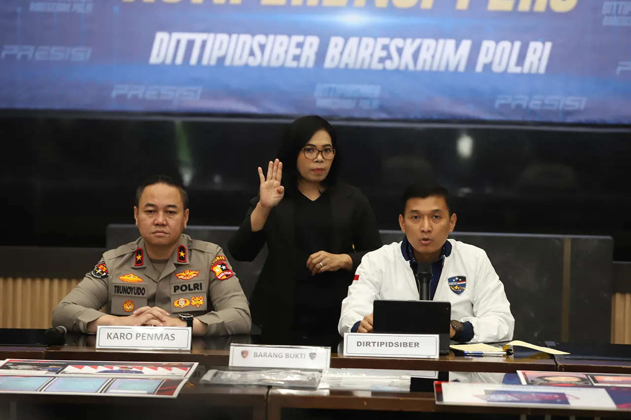 Bareskrim Polri Tangkap...