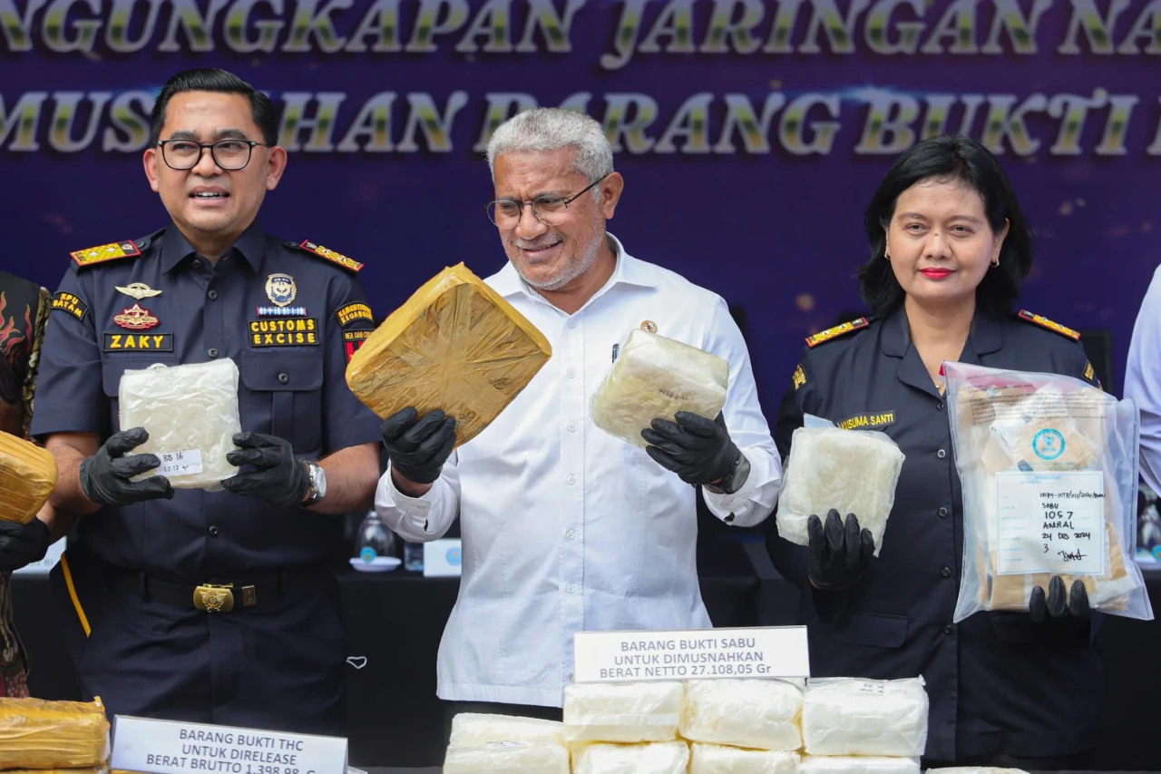BNN RI Musnahkan Puluhan...
