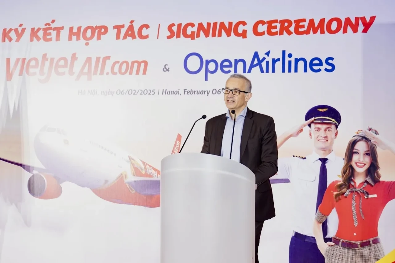 Vietjet dan OpenAirlines...