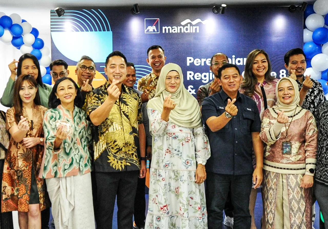 AXA Mandiri Resmikan...