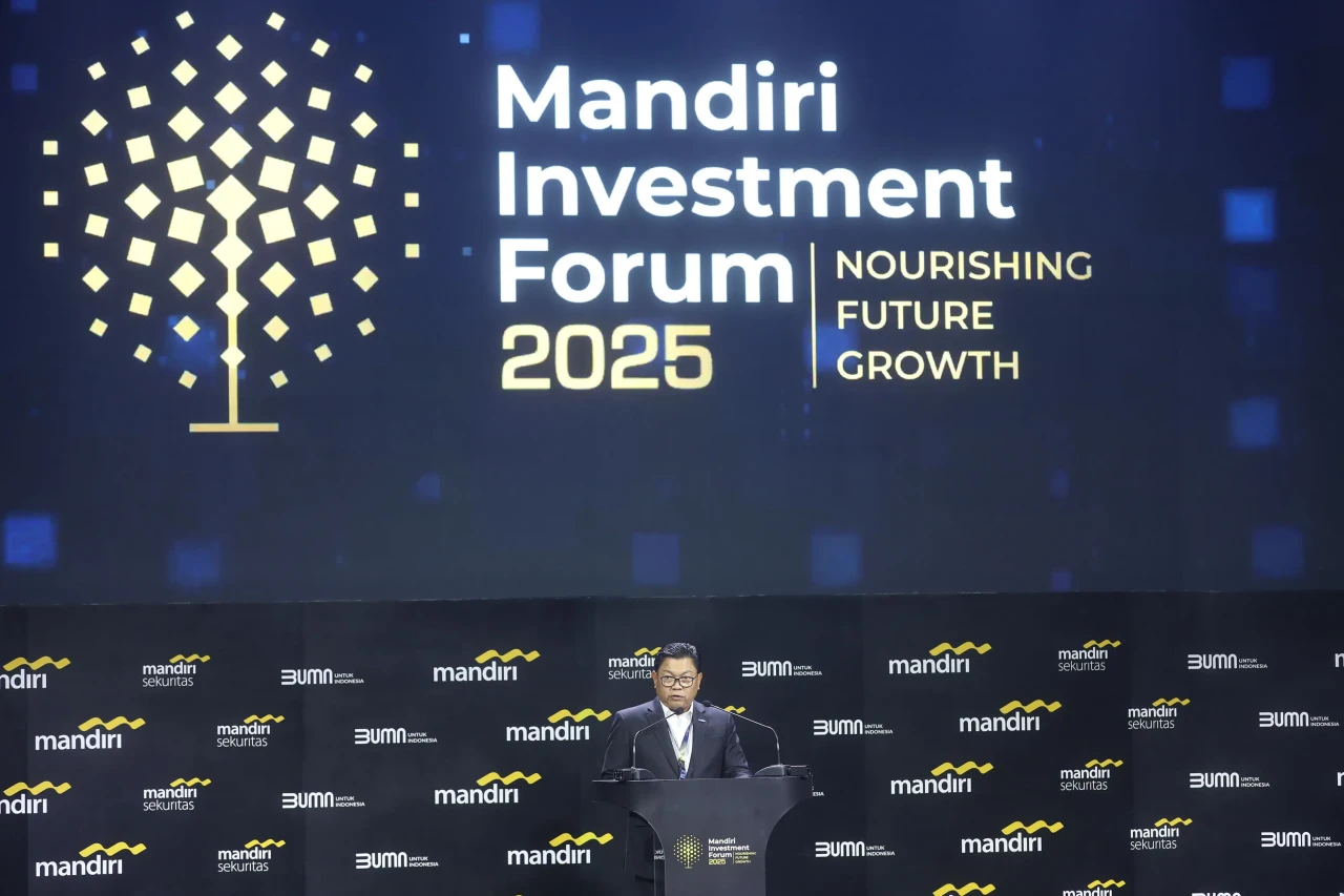 Menkeu Hadiri Mandiri...