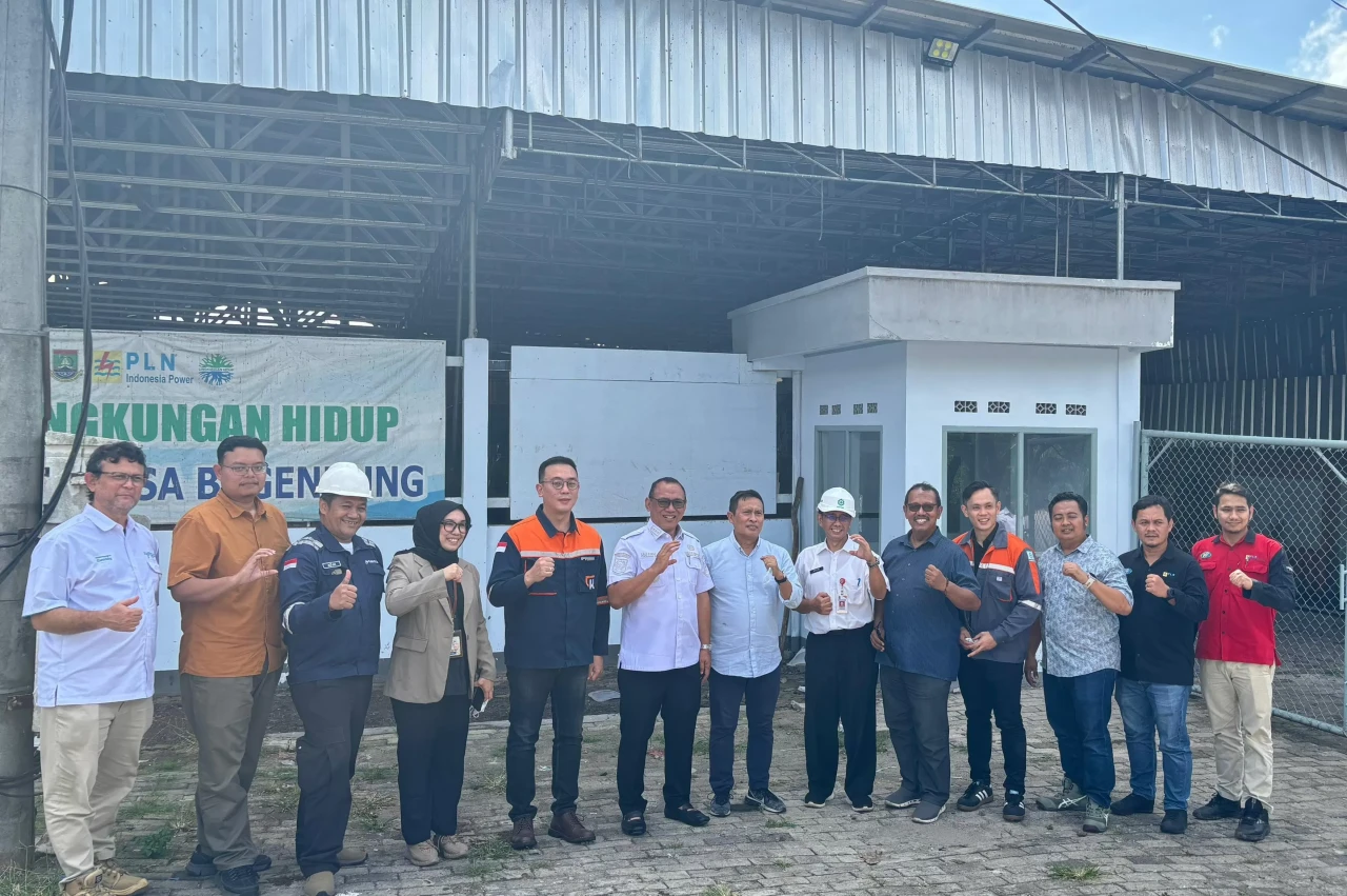 Jejak Kemajuan Cilegon:...