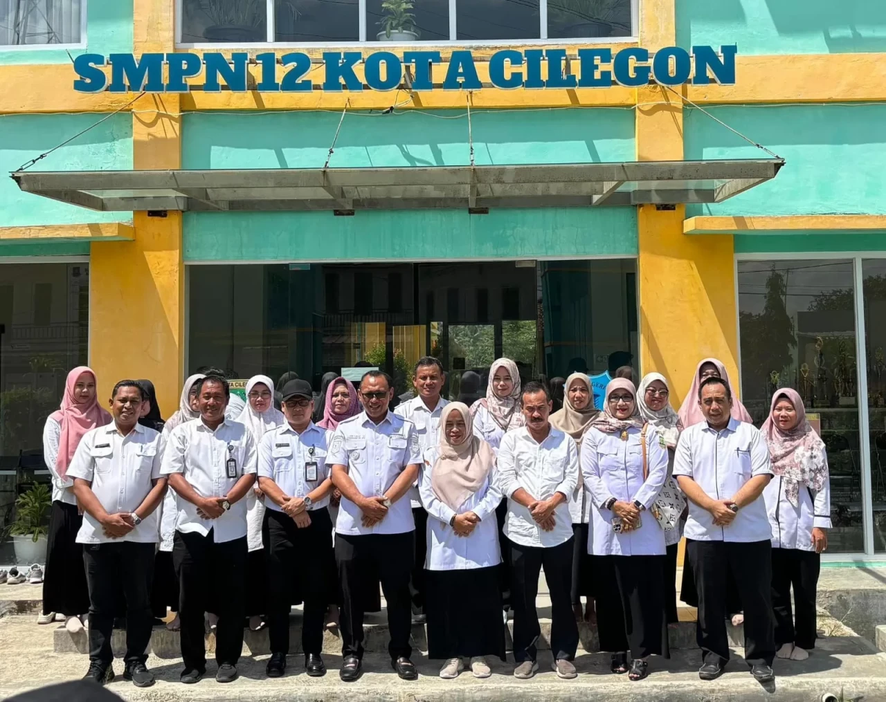 Jejak Kemajuan Cilegon:...