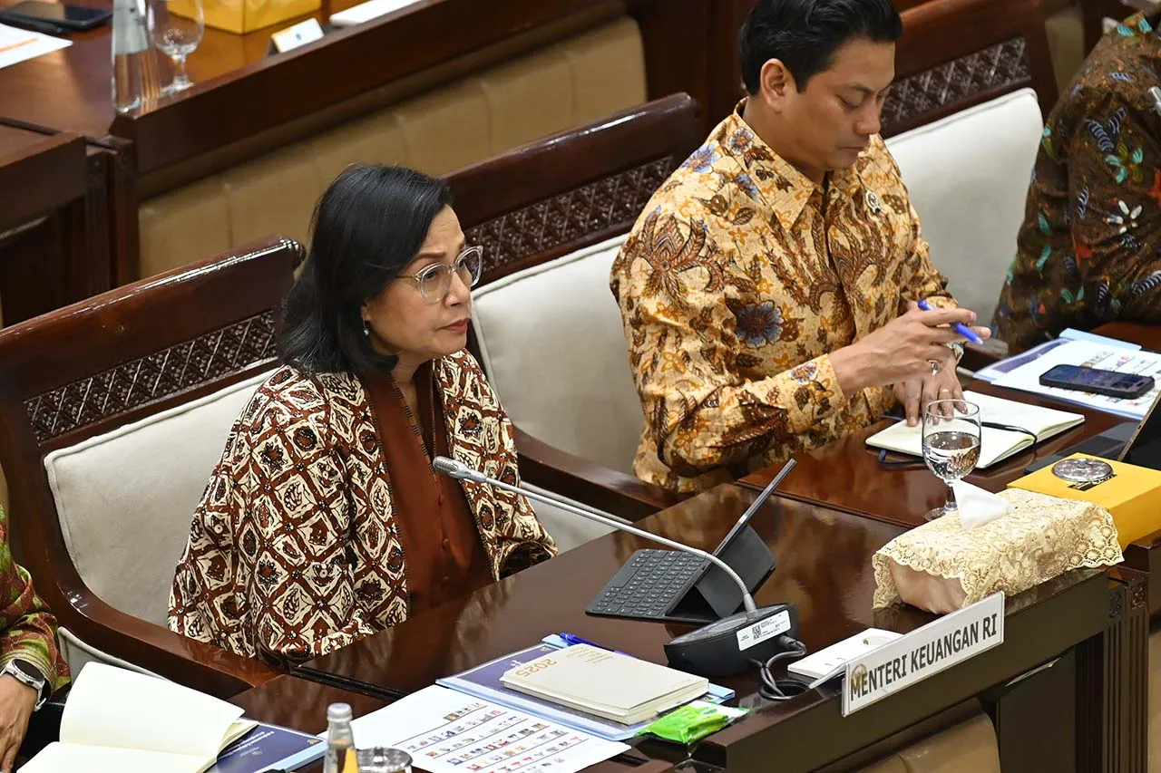 Komisi XI DPR dan Menkeu...