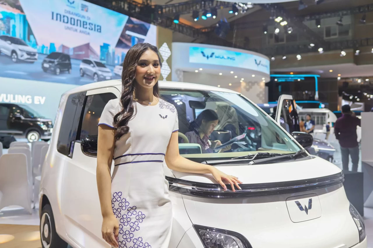 Hari Pertama IIMS 2025:...