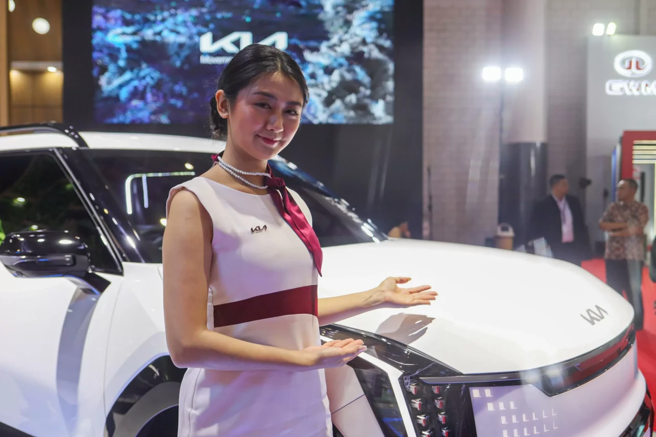 Hari Pertama IIMS 2025:...