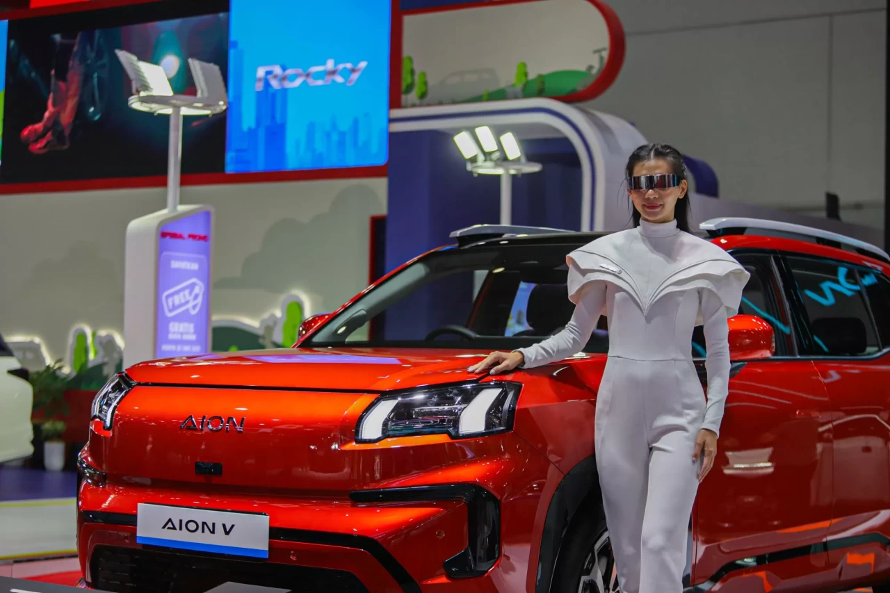 Hari Pertama IIMS 2025:...
