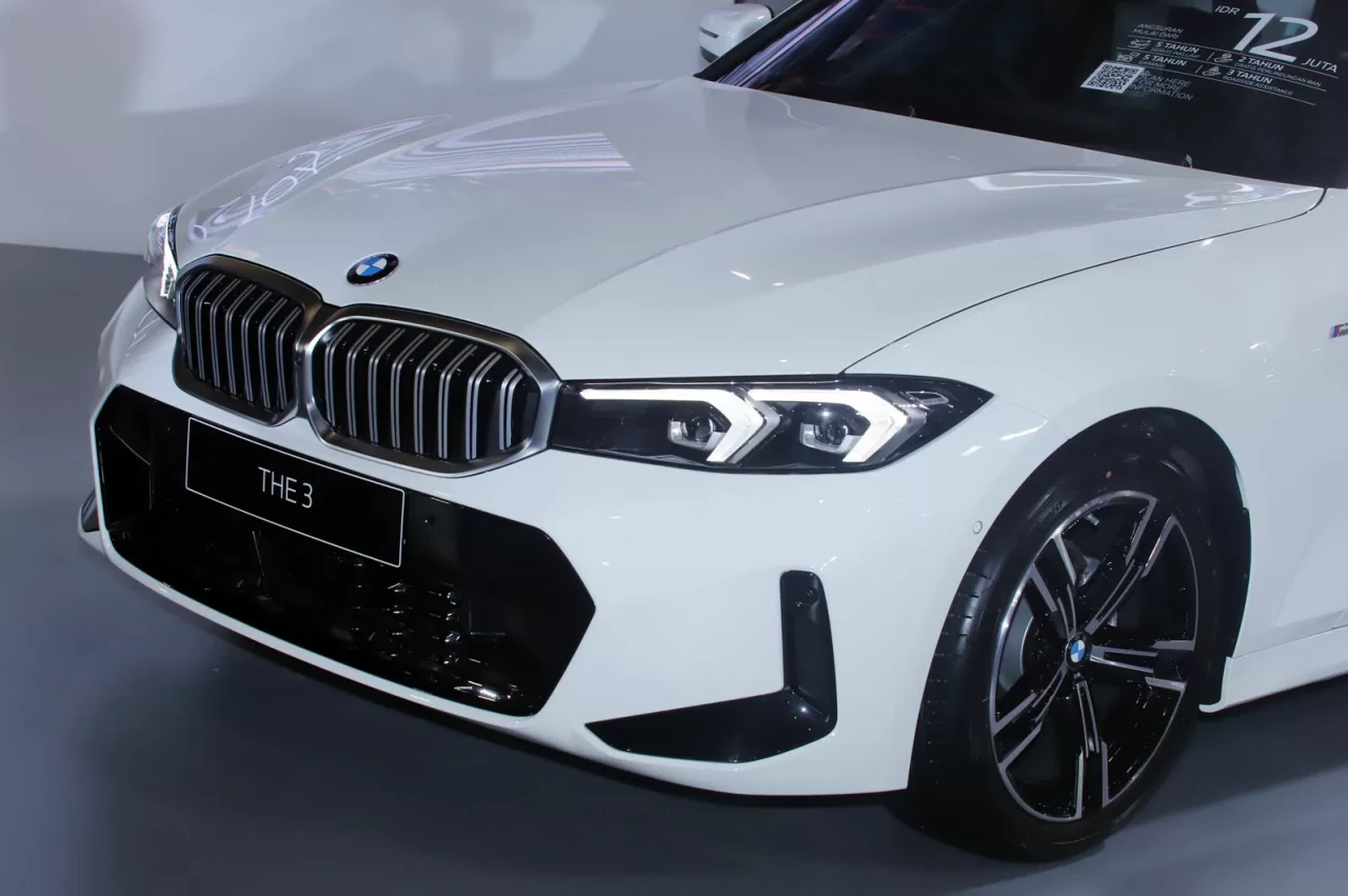 Penampakan Sedan Sporty...
