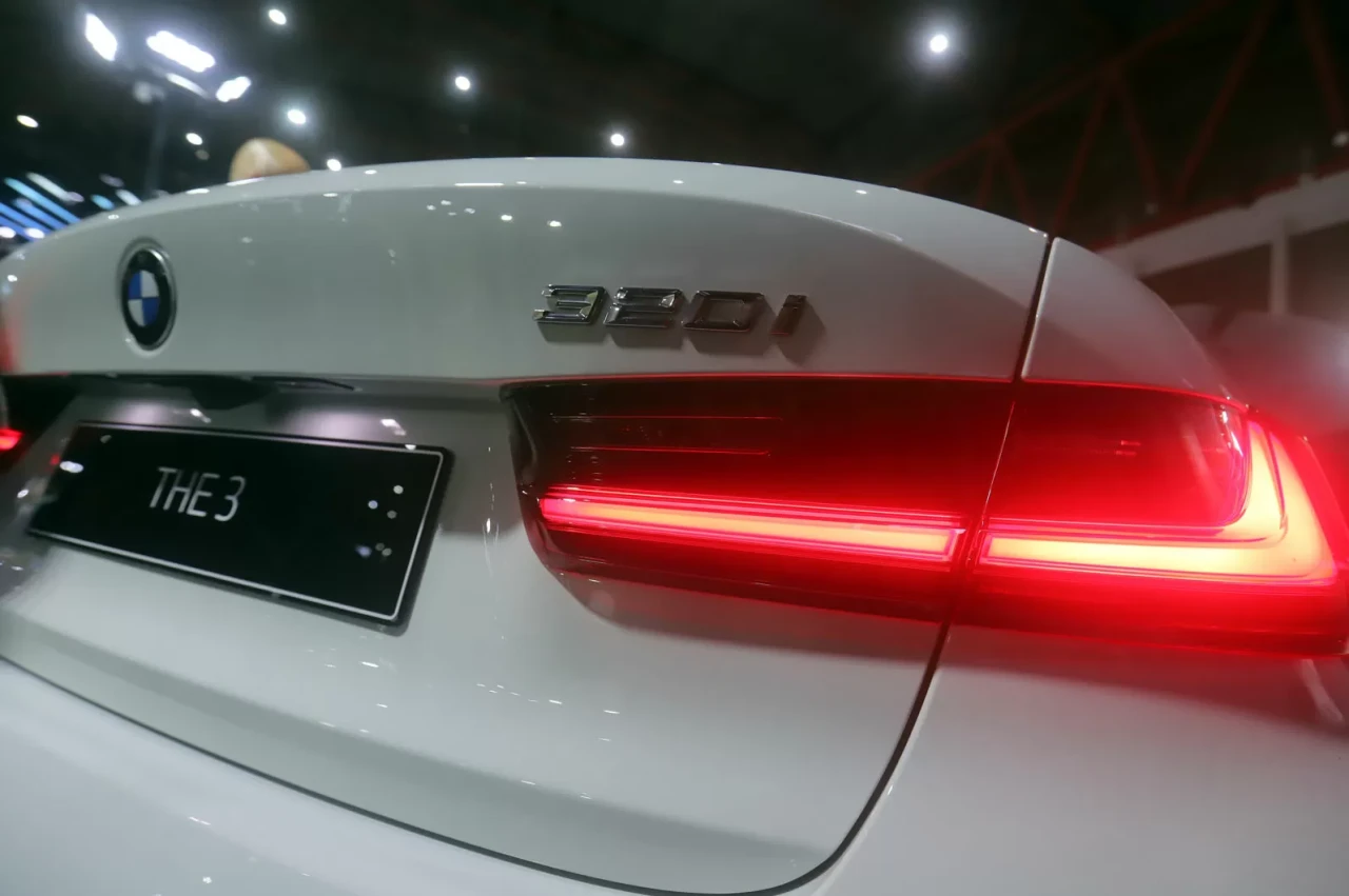 Penampakan Sedan Sporty...