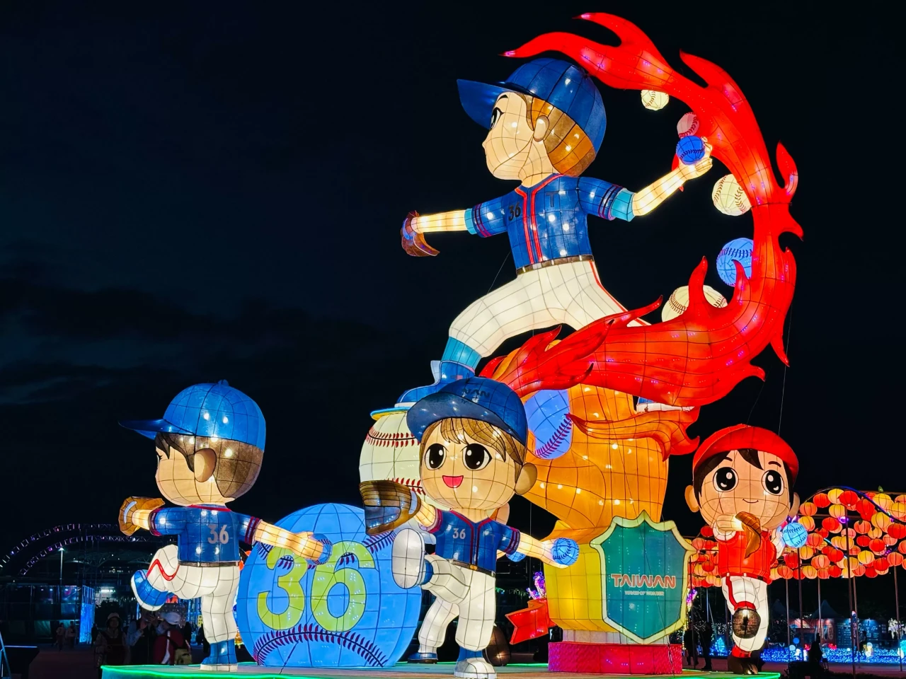 Warna-Warni Taiwan Lantern...