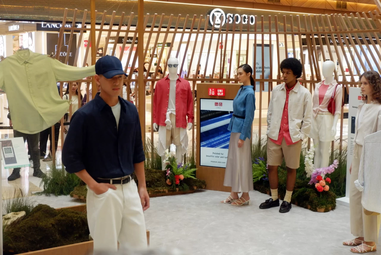 UNIQLO Luncurkan Koleksi...