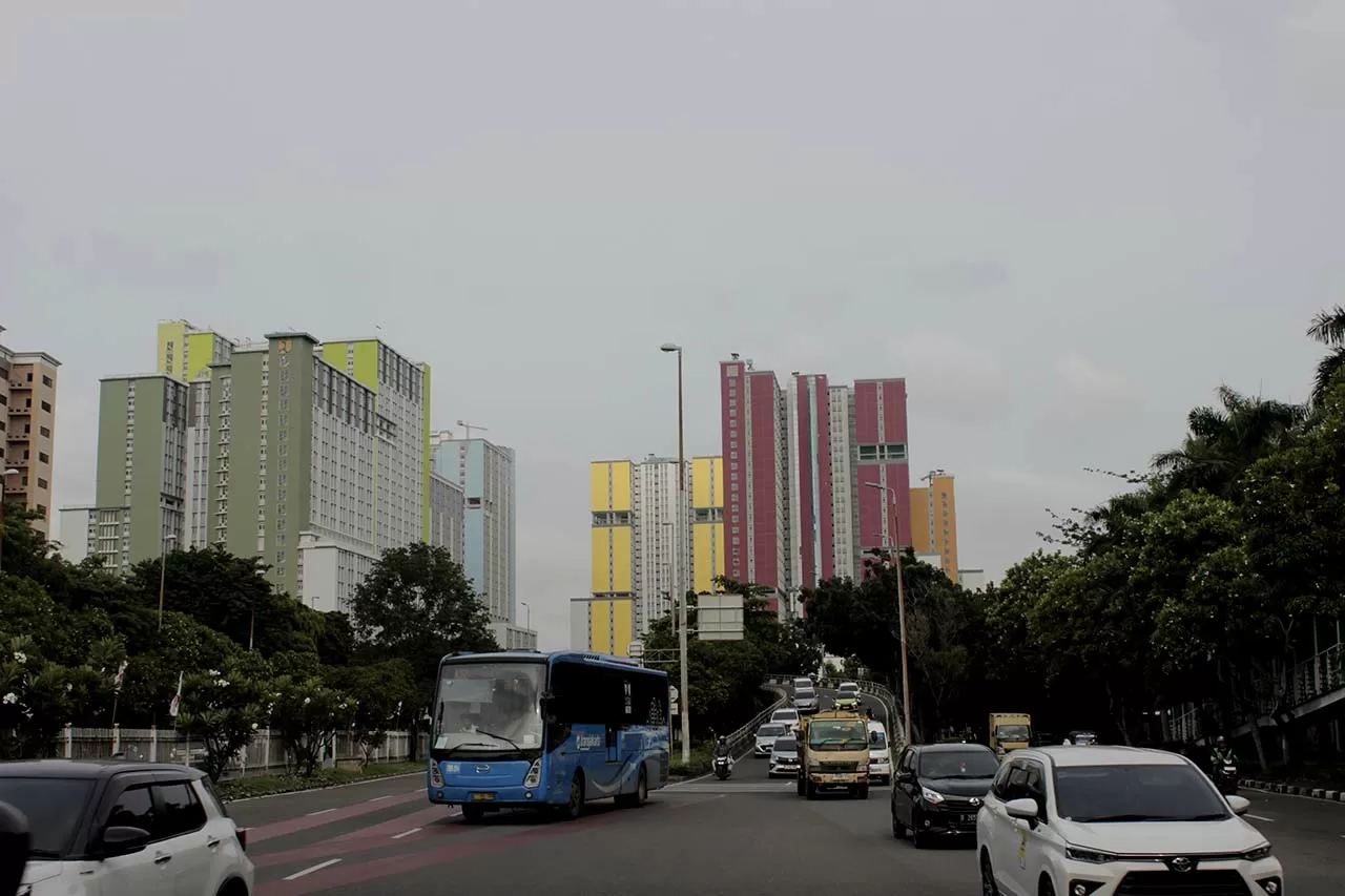 Wisma Atlet Beralih...
