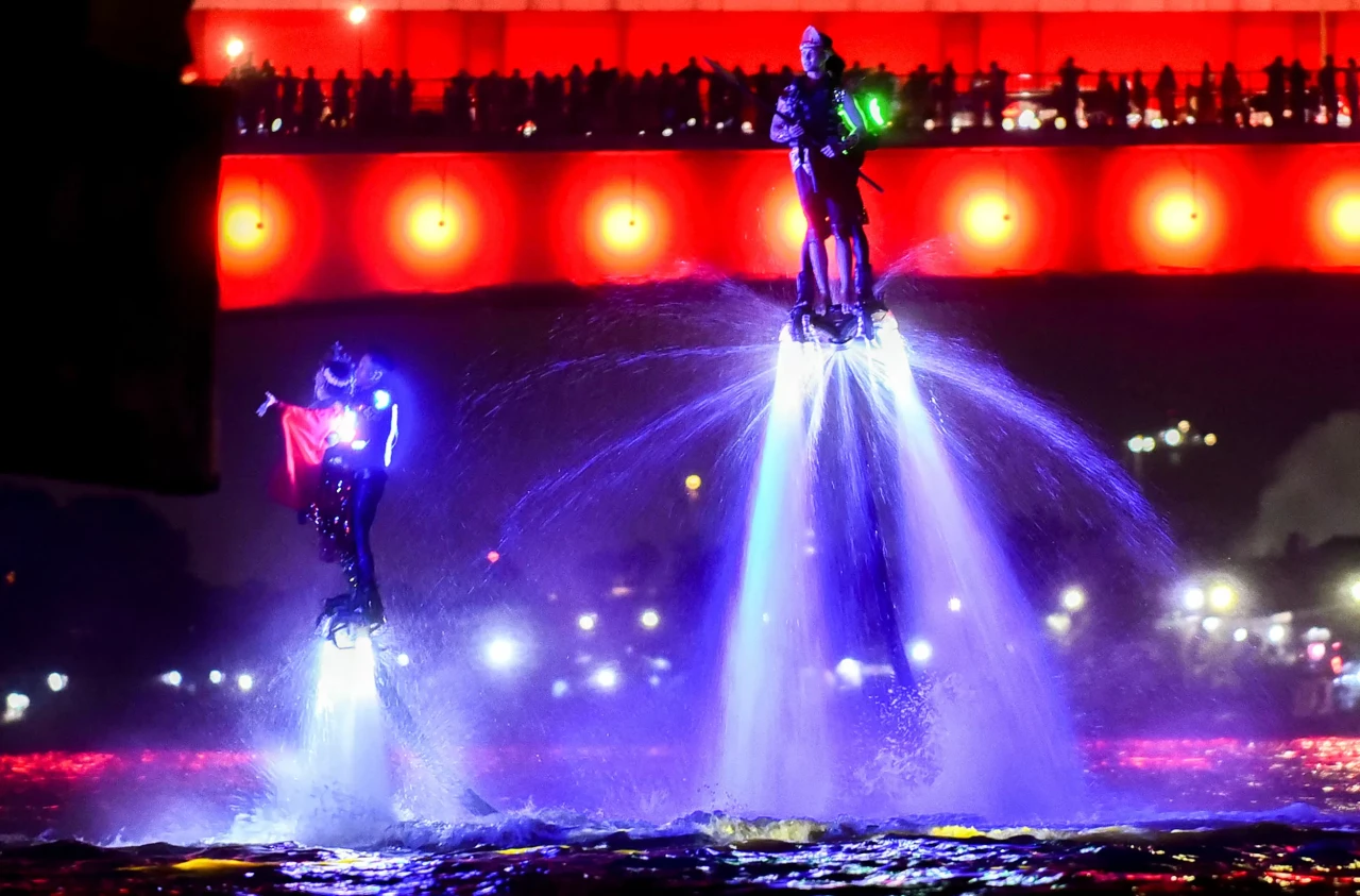 Atraksi Flyboard Body...