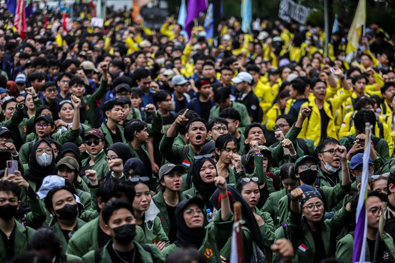 Aksi Demo Mahasiswa...