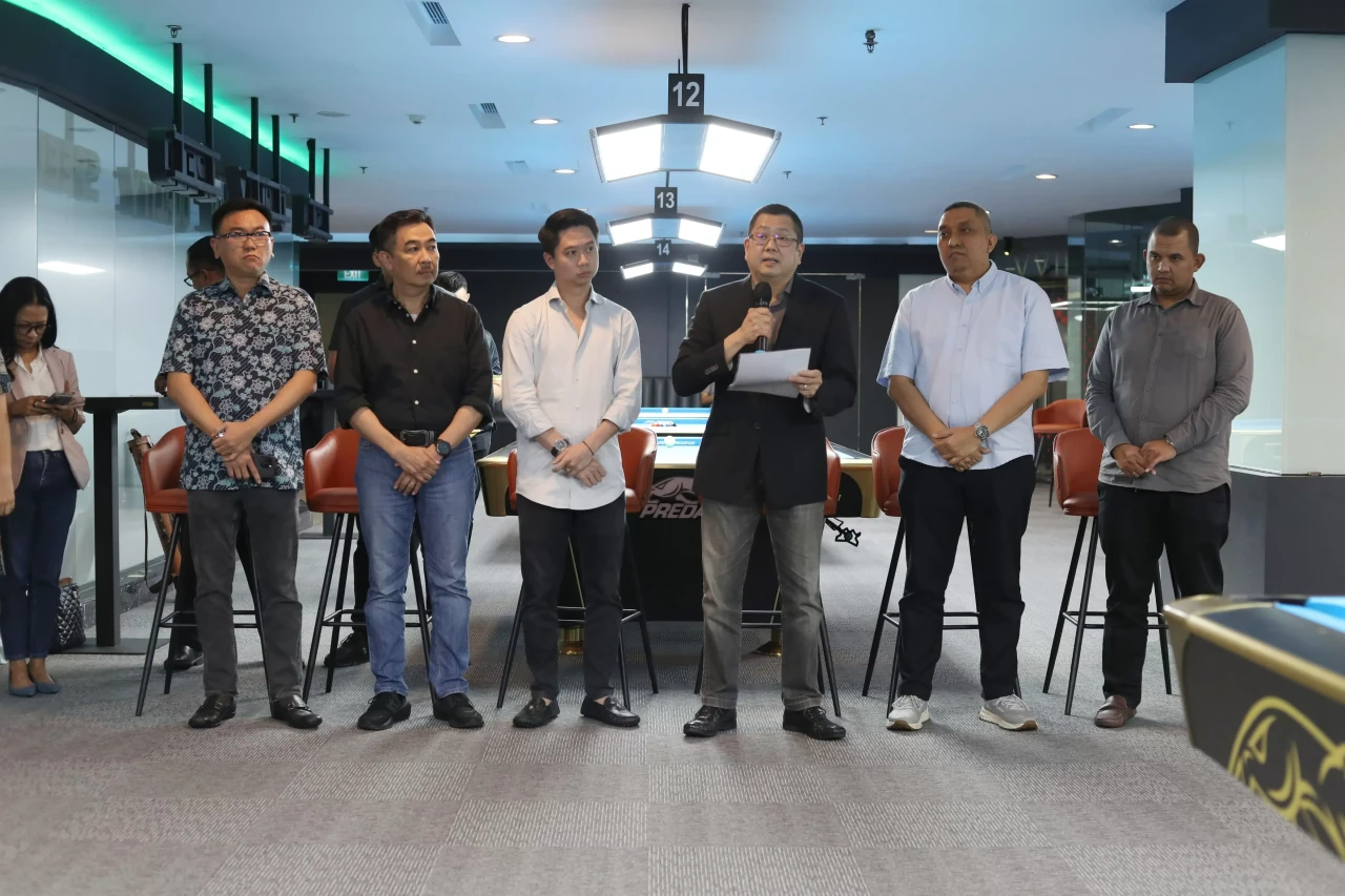 Hary Tanoesoedibjo Resmi...