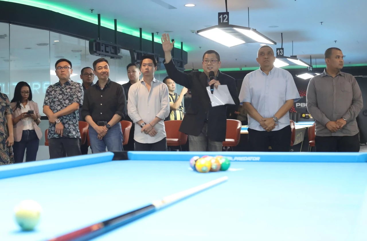 Hary Tanoesoedibjo Resmi...