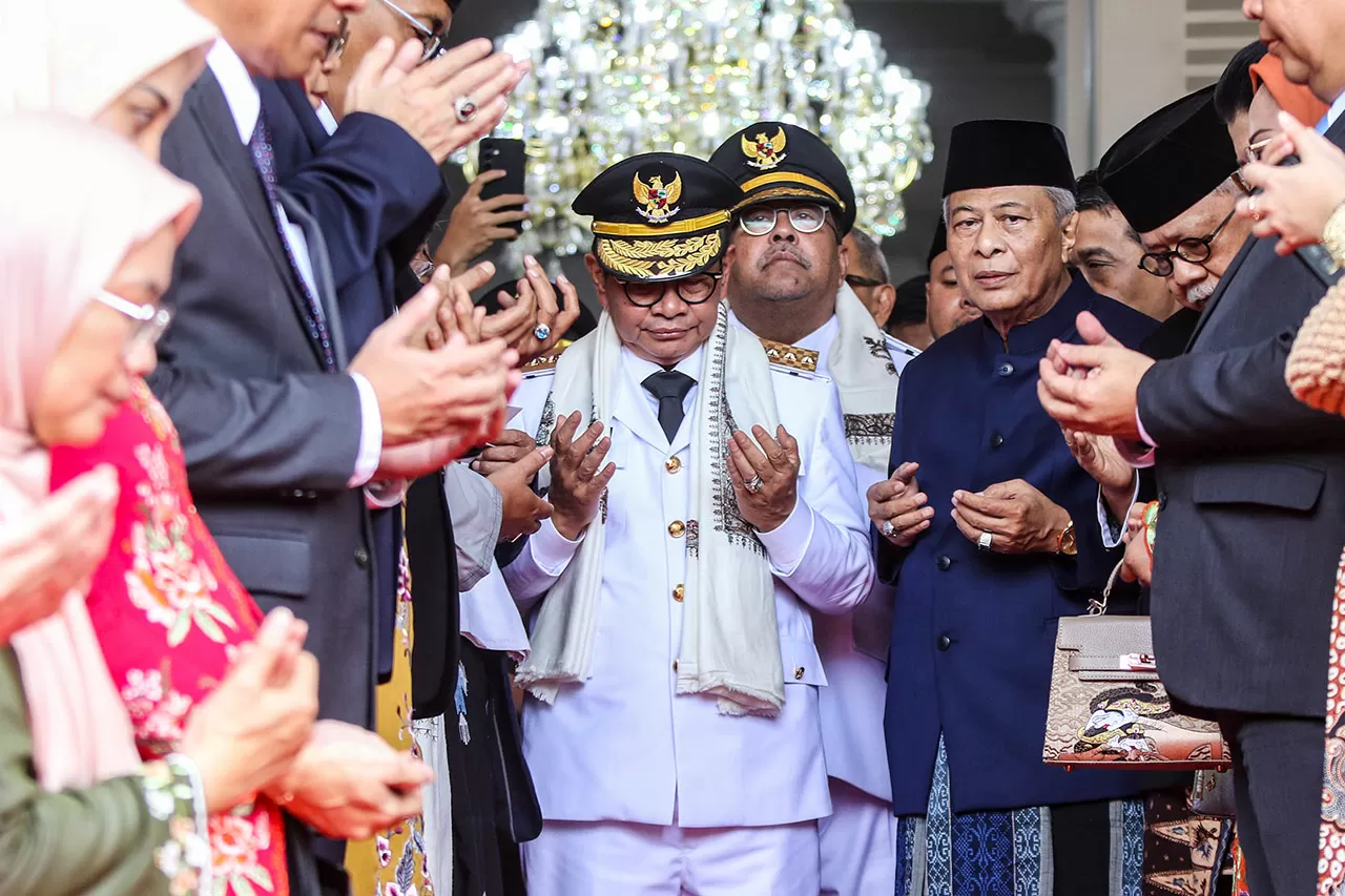Serah Terima Jabatan...