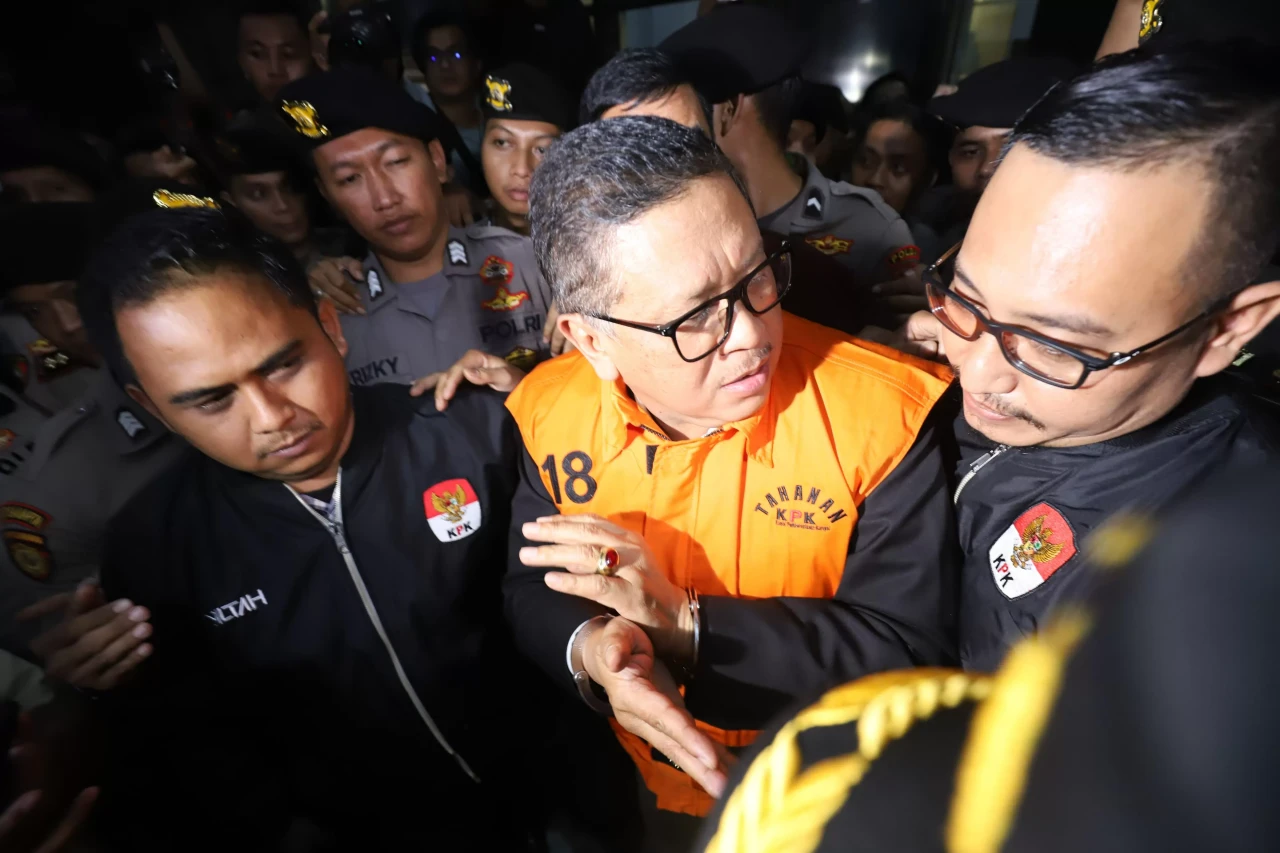 Ekspresi Sekjen PDIP...