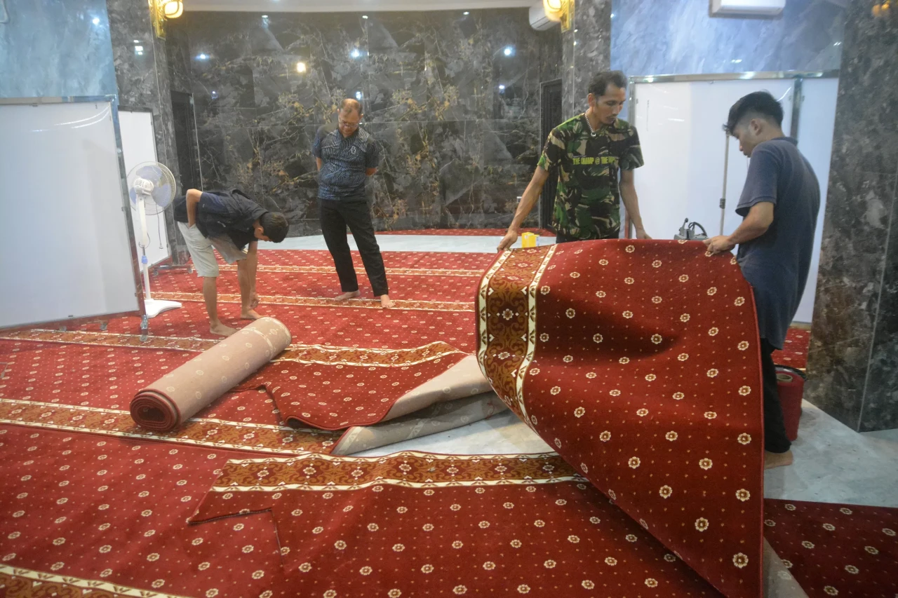 Sambut Ramadan, Masjid...