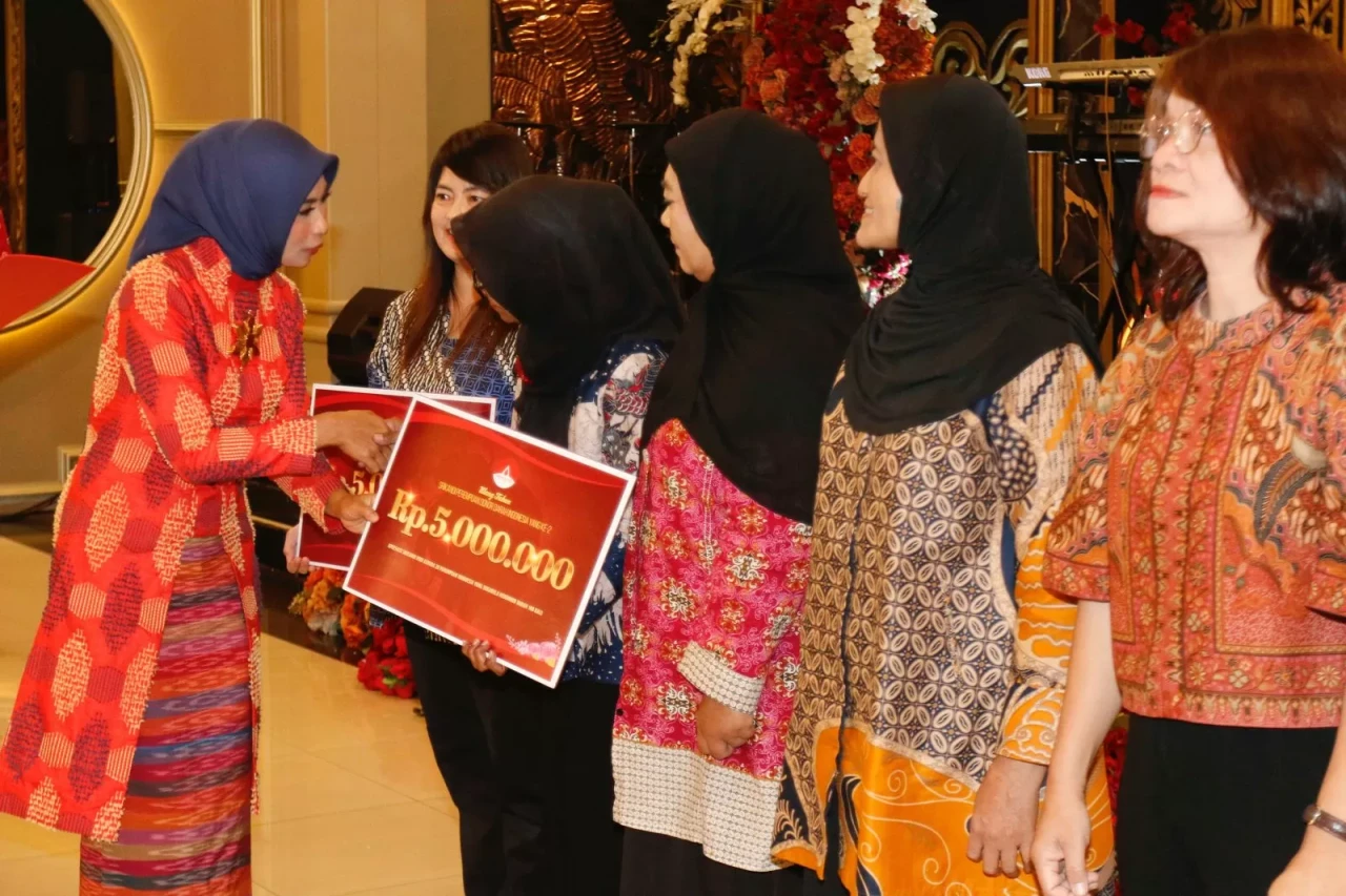 Rayakan HUT Ke- 2 Tahun,...