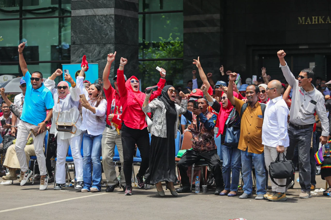 Sidang Putusan Akhir...