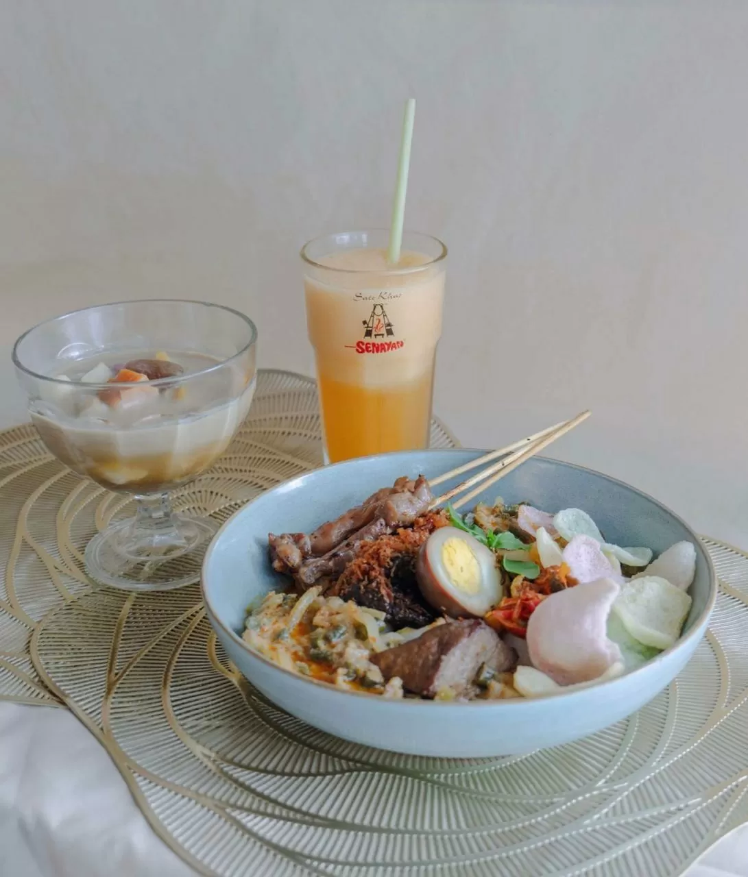 Berbuka di Sarirasa,...
