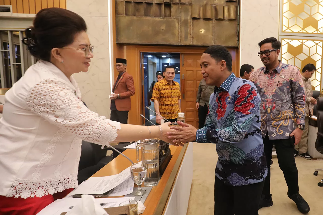 Raker Komisi XII DPR...
