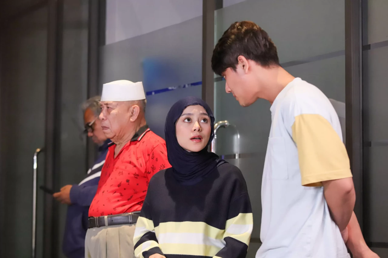Sinetron Romansa Kampung...