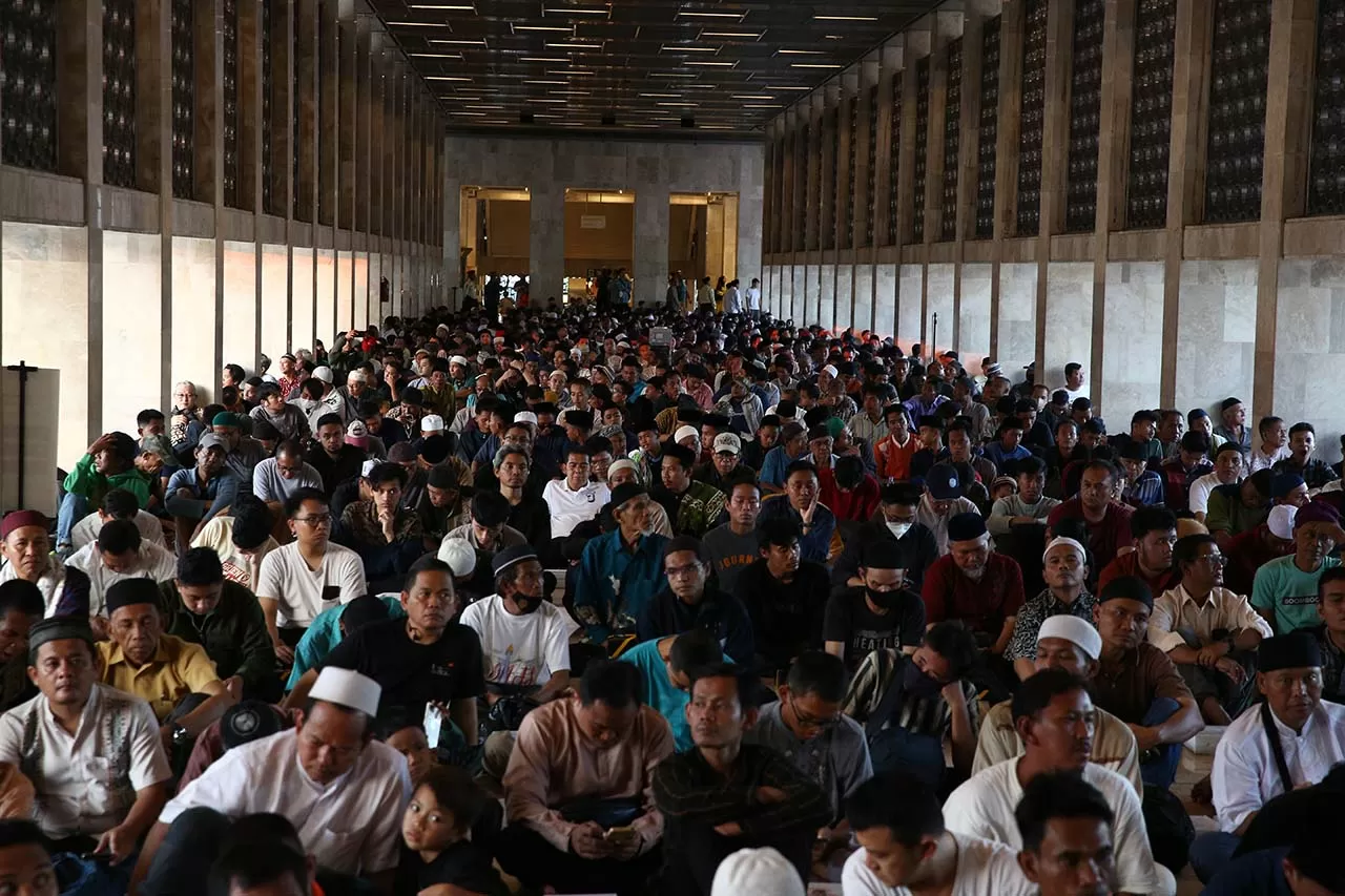Kehangatan Ramadan,...