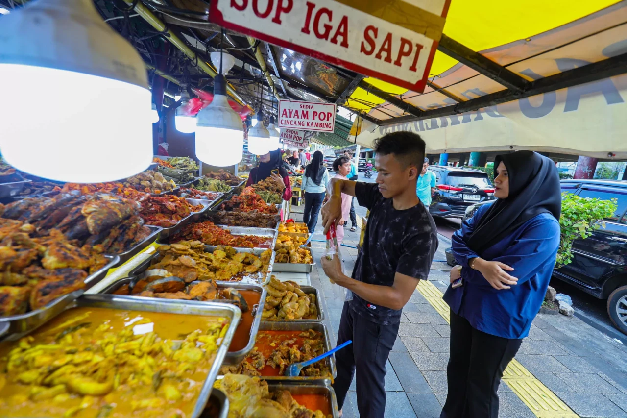 Berburu Hidangan Nasi...