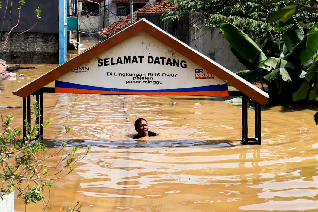 Banjir Kiriman Rendam...