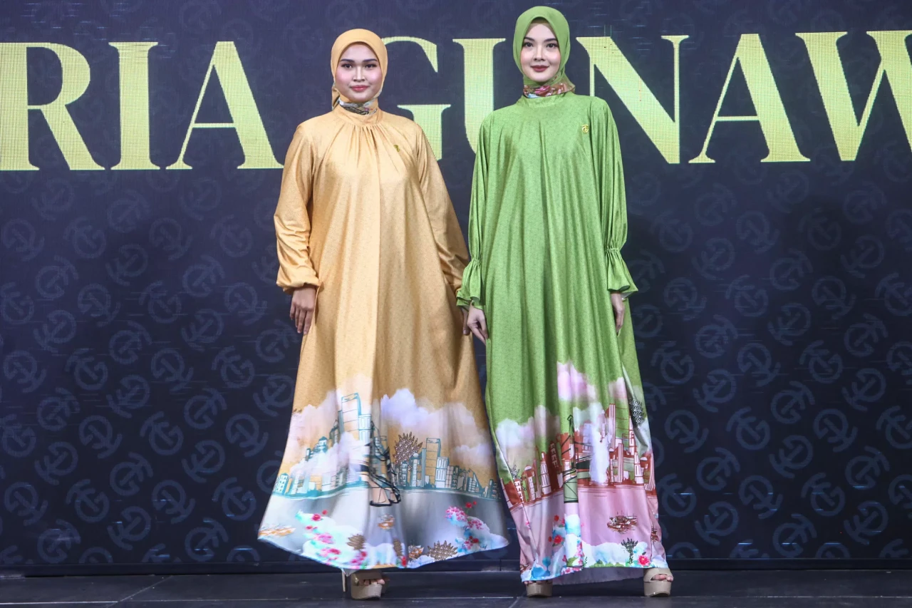Potret Peragaan Busana...