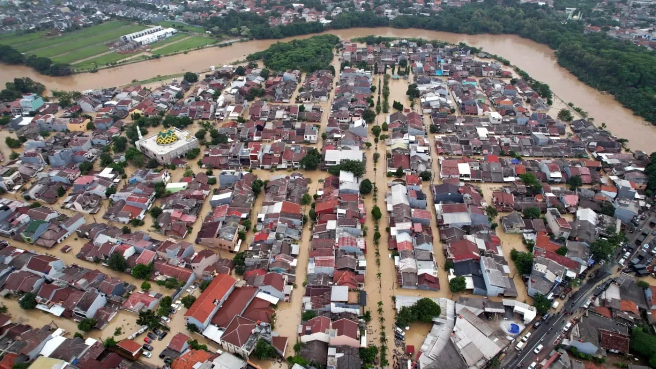 Banjir Terparah di Bekasi,...
