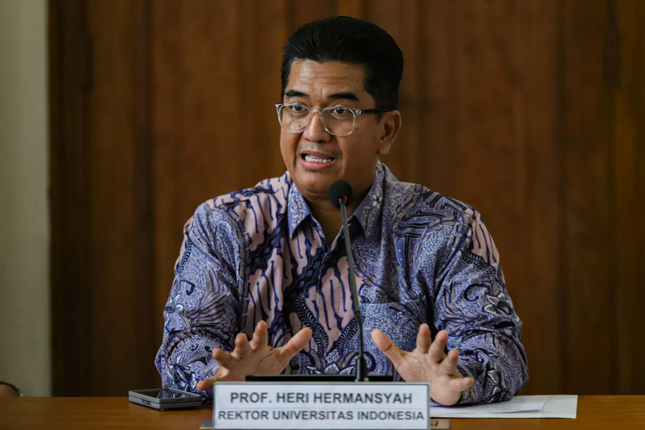 Universitas Indonesia...