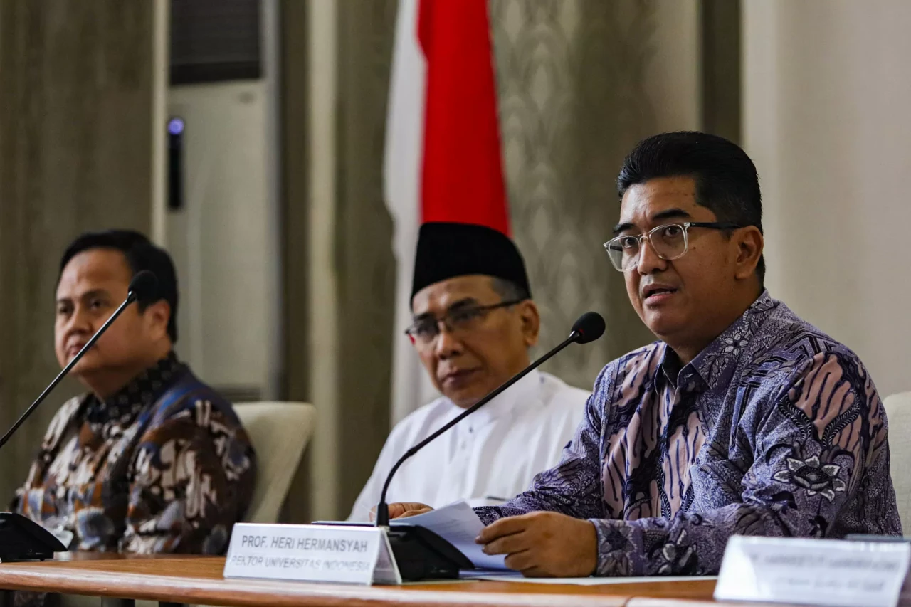 Universitas Indonesia...