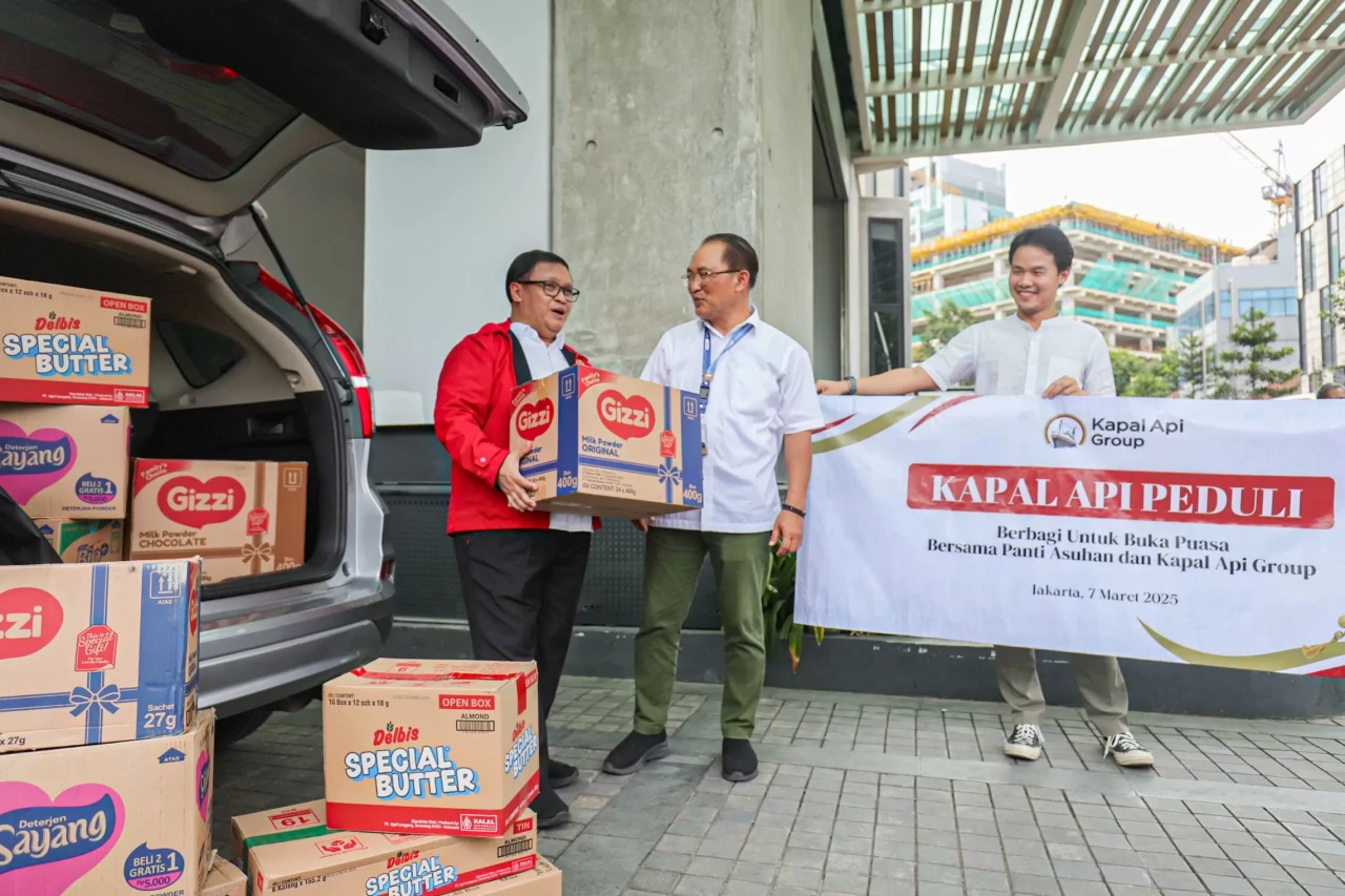Peduli Sesama, Kapal...