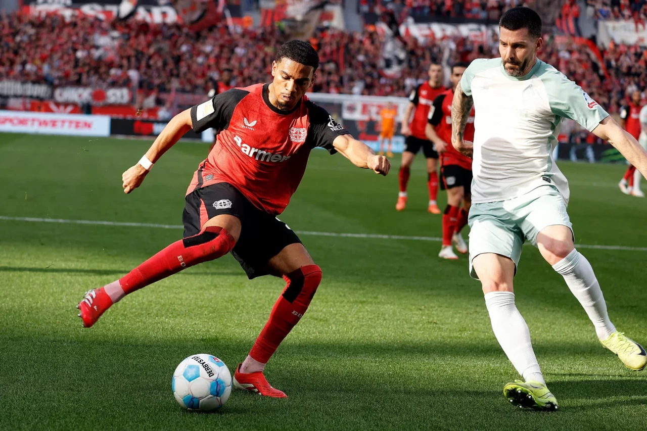 Leverkusen Takluk 0-2...