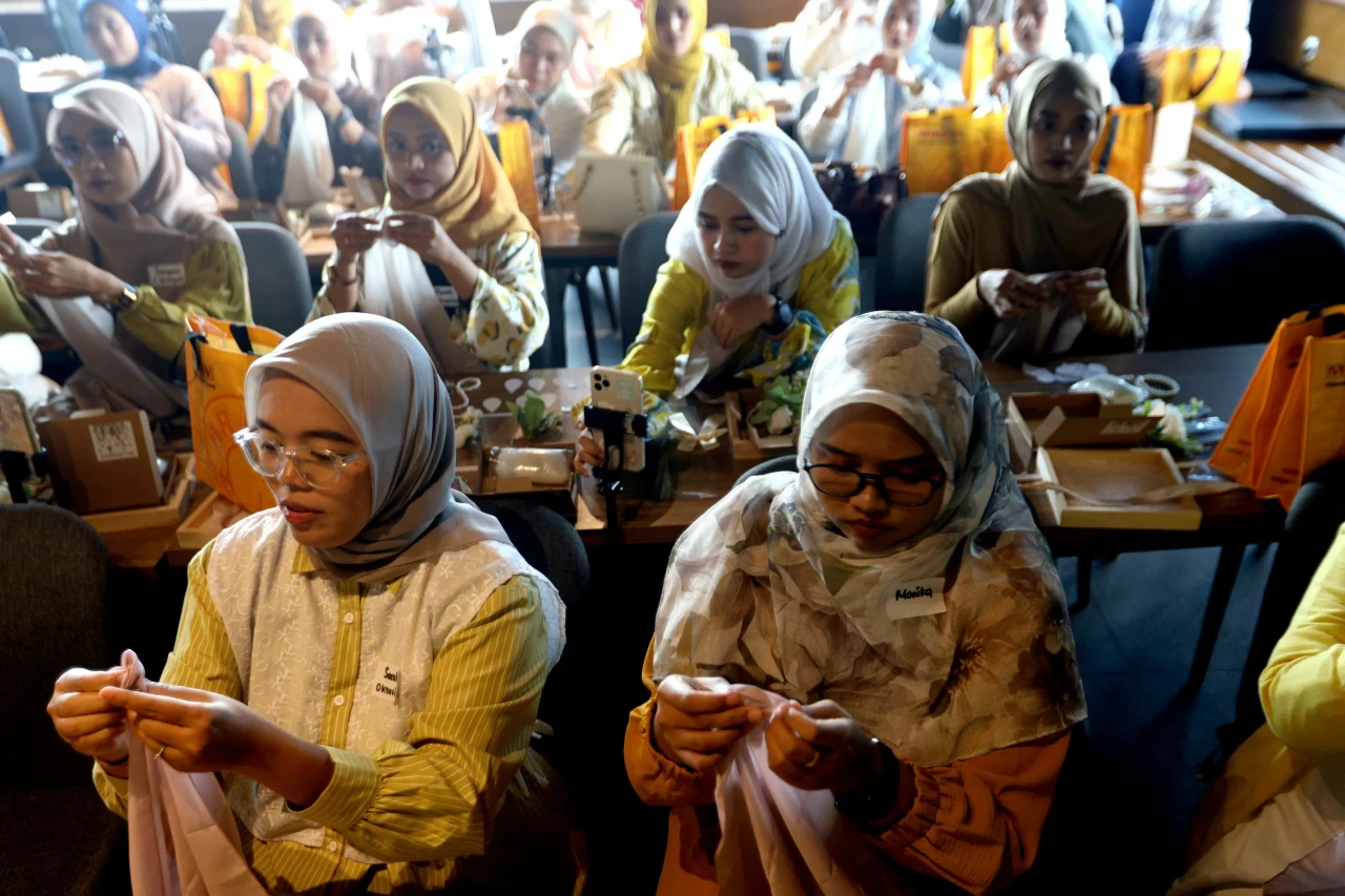 Wujudkan Perempuan Kreatif...
