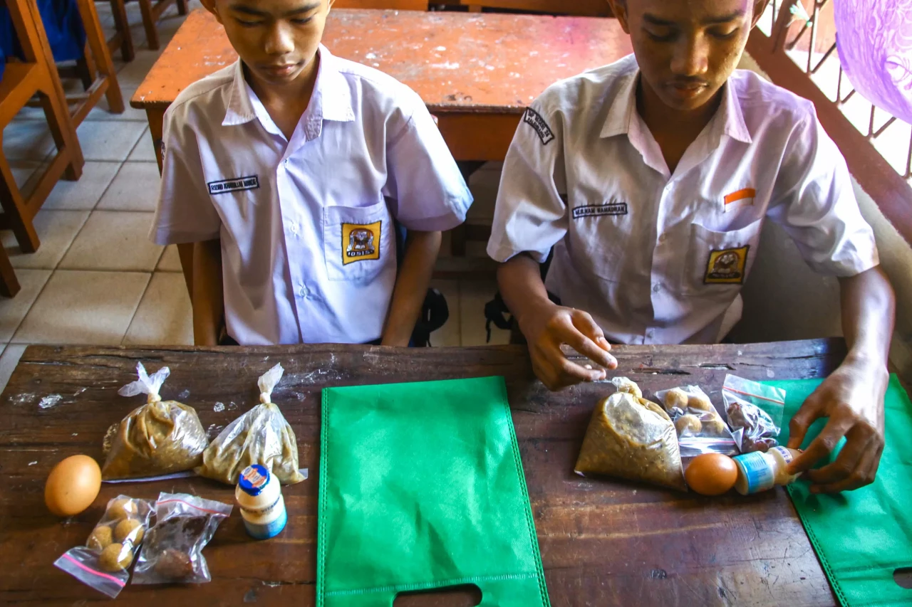 Potret Menu Makan Begizi...
