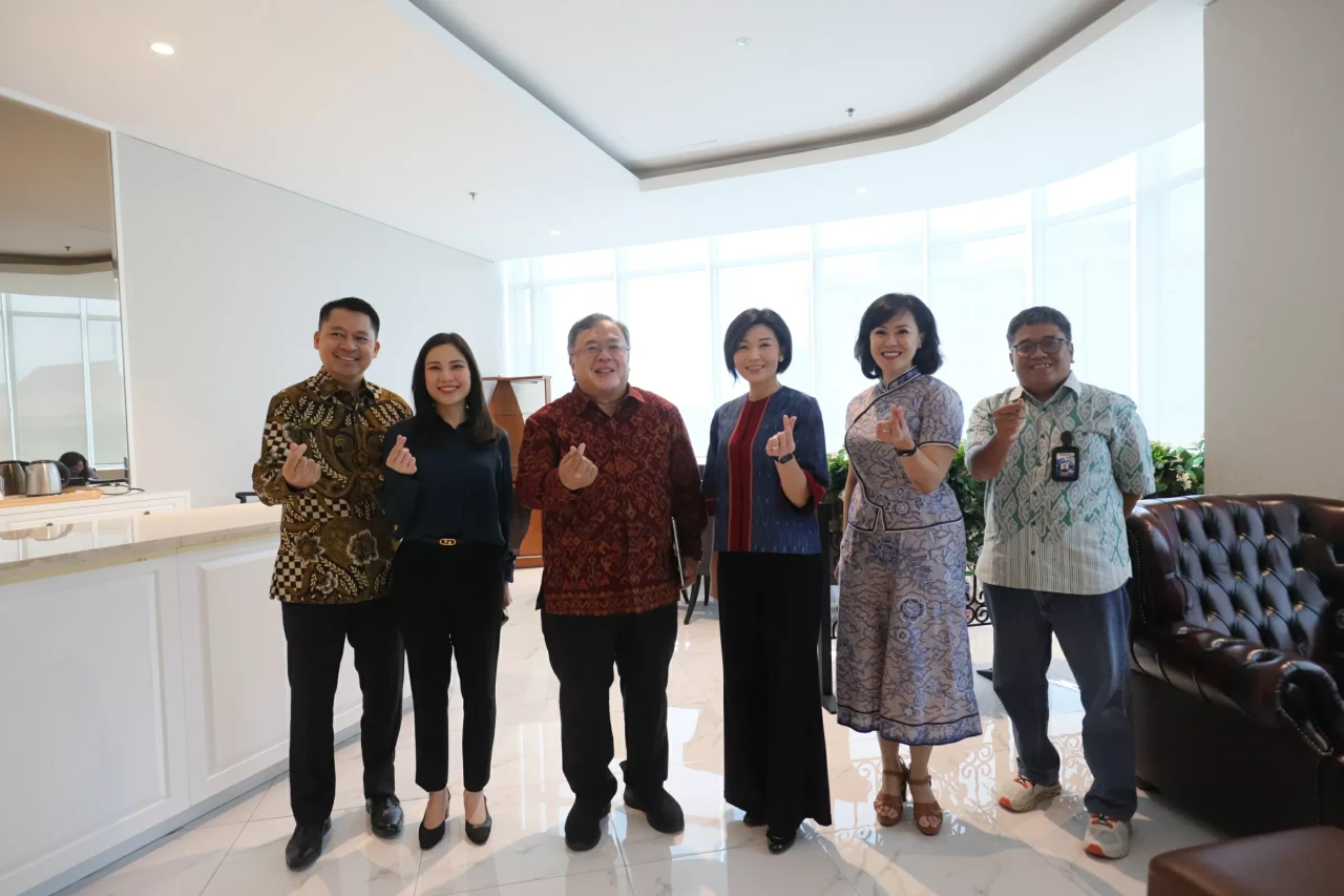 Angela Tanoesoedibjo...