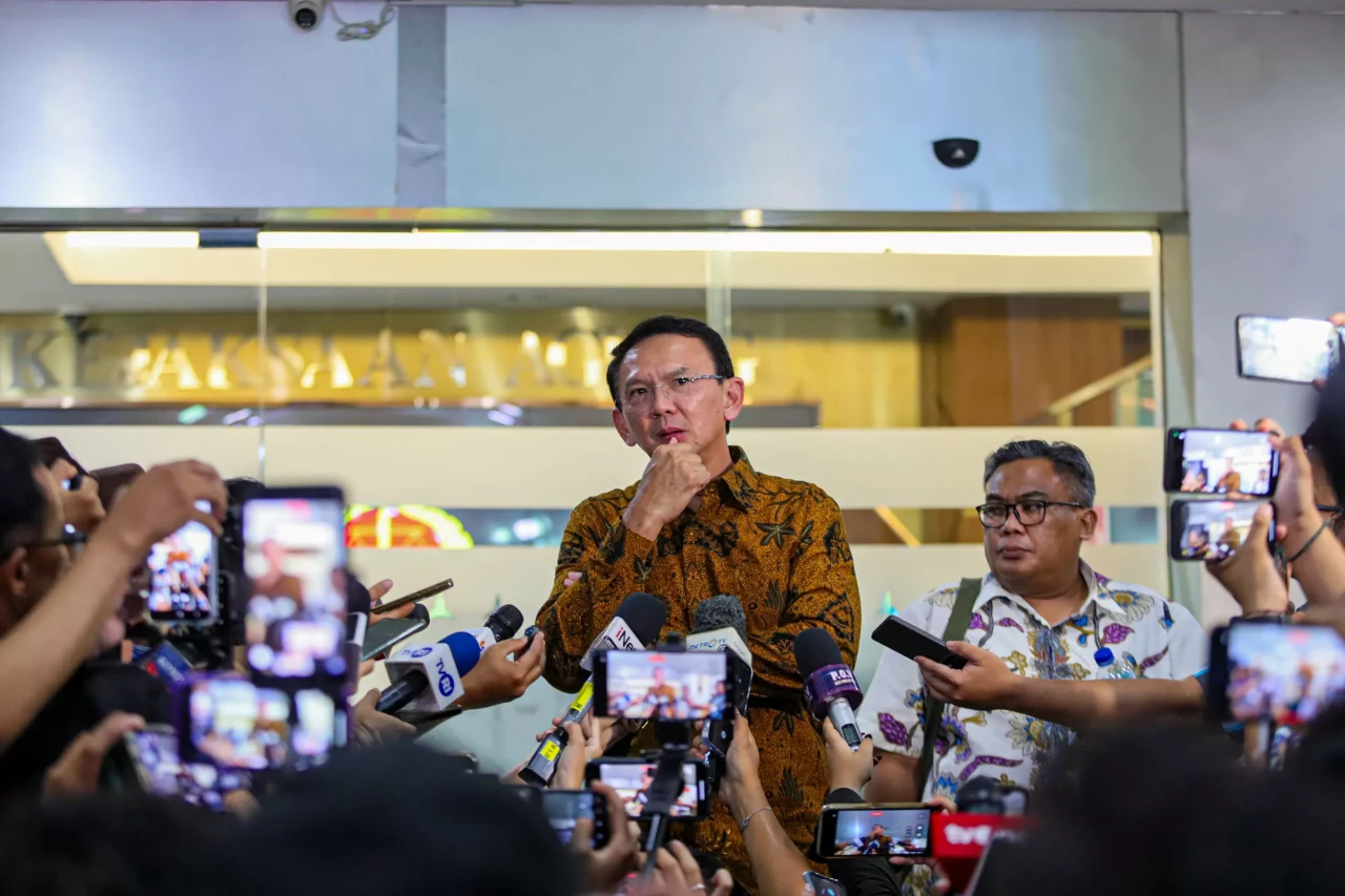 Ahok Diperiksa Kejagung...