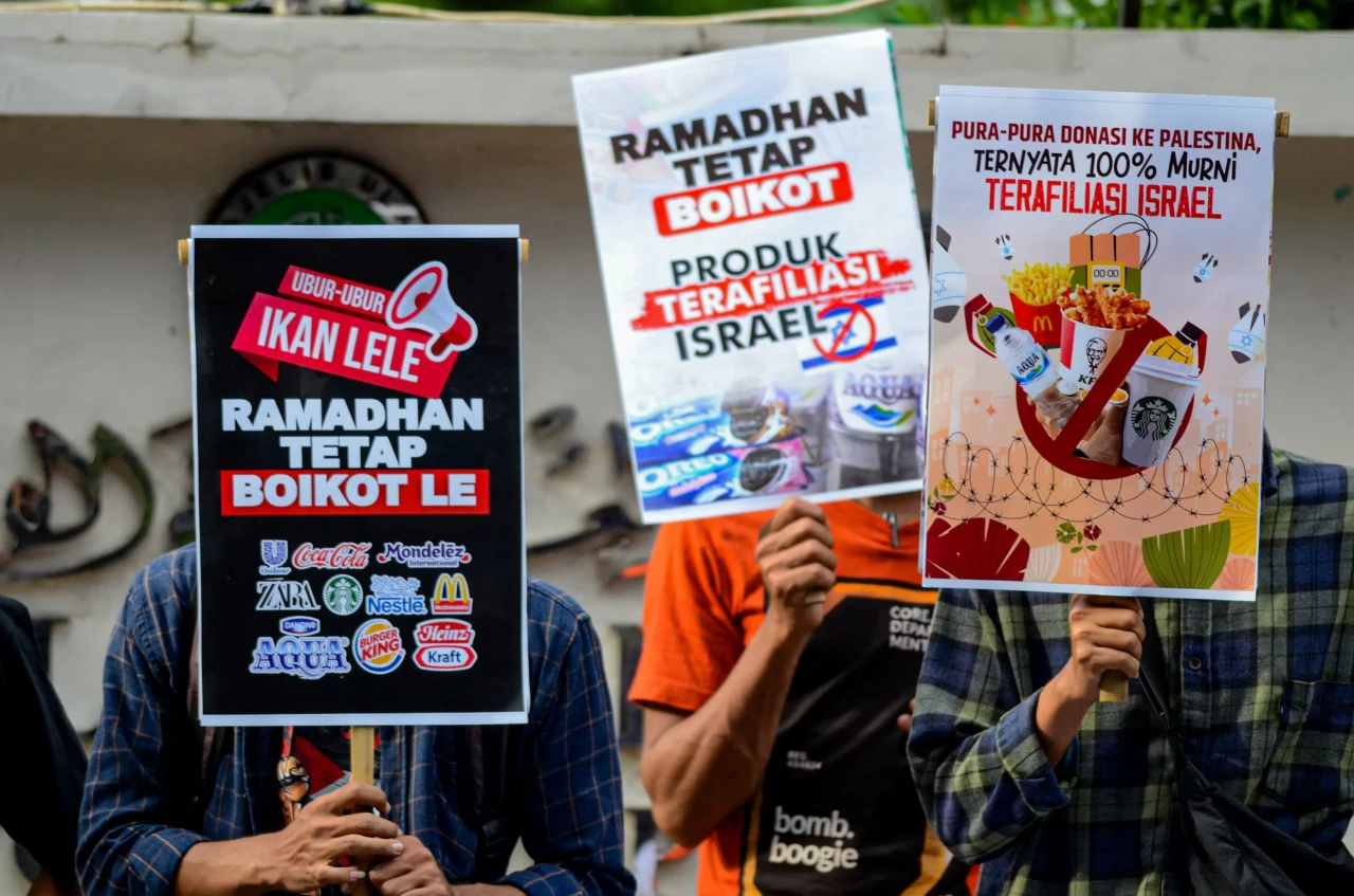 Aksi Boikot Produk yang...