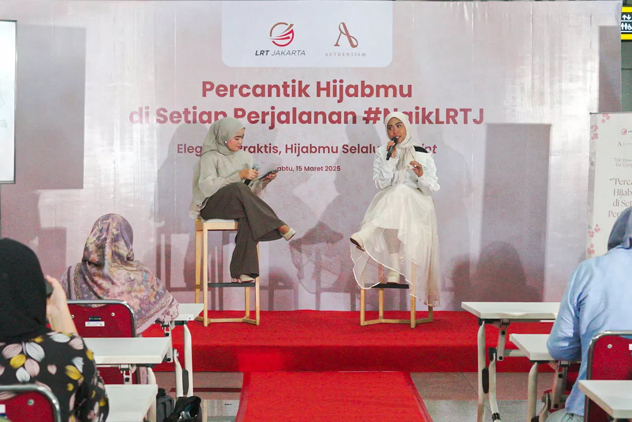 Kompetisi Menata Hijab...