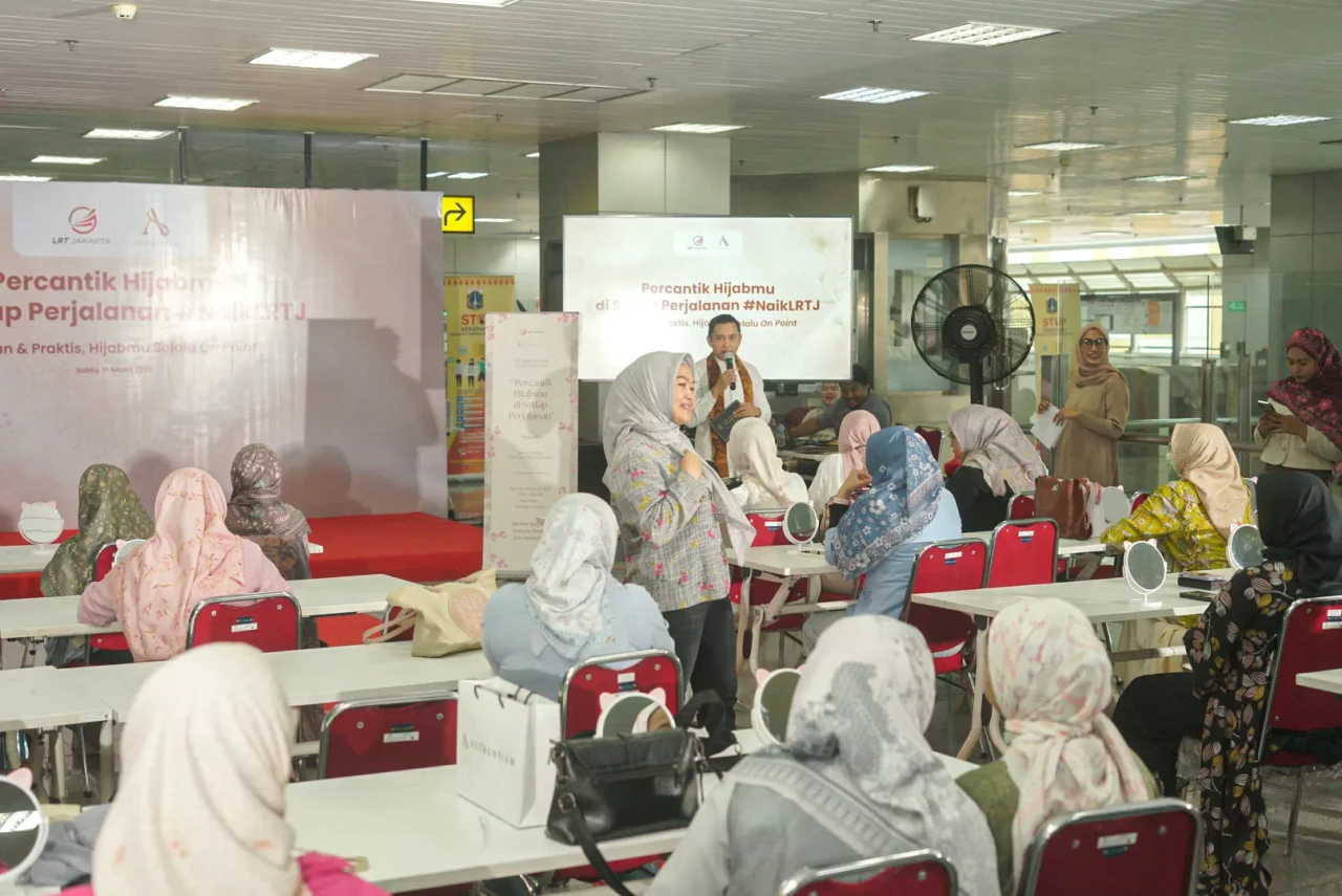 Kompetisi Menata Hijab...