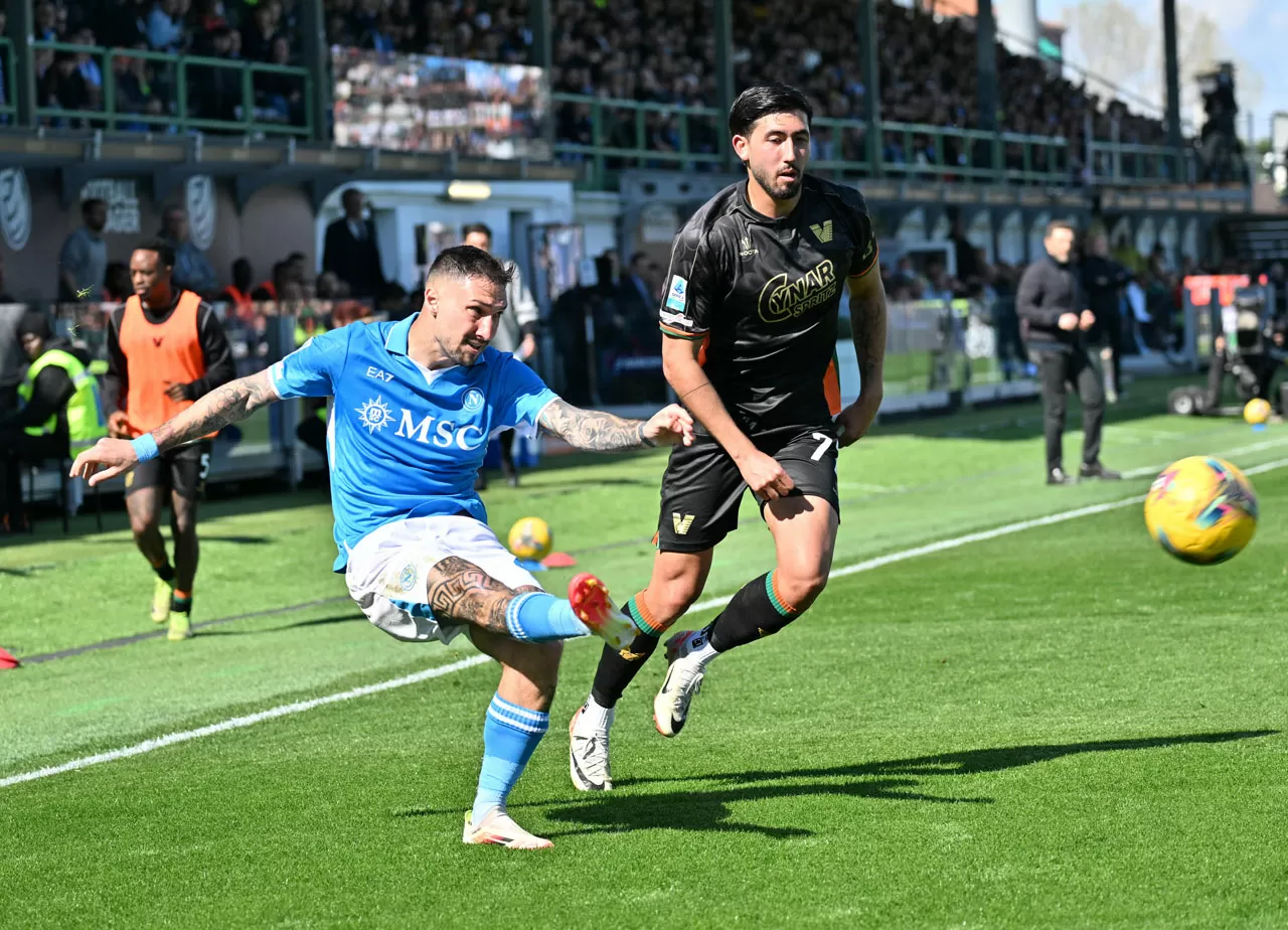 Jay Idzes Kapten Venezia...