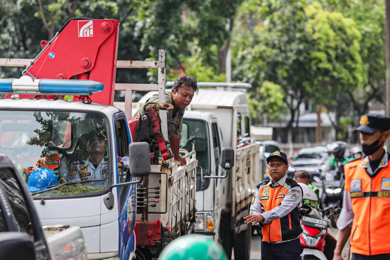 Razia Parkir Liar di...