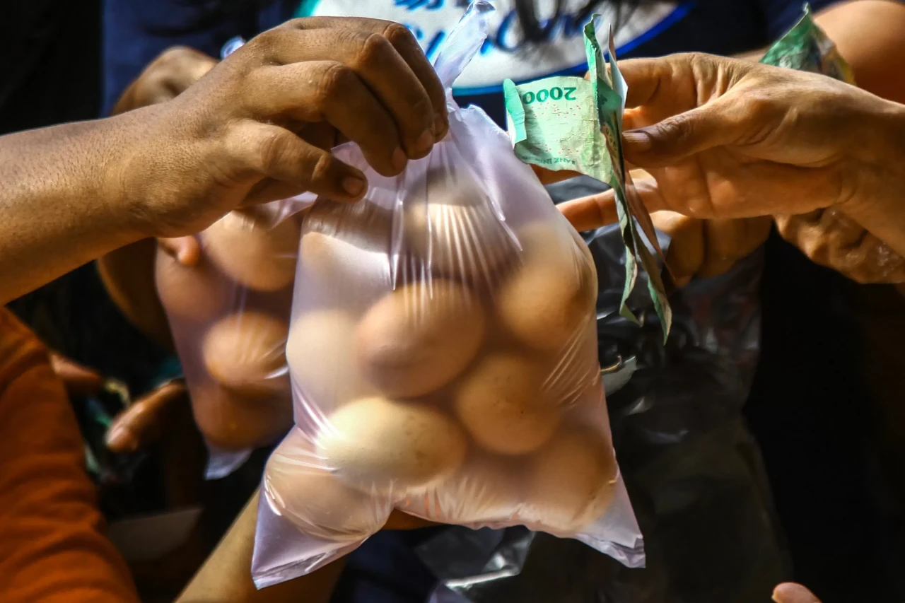 Potret Pasar Murah Ramadán...
